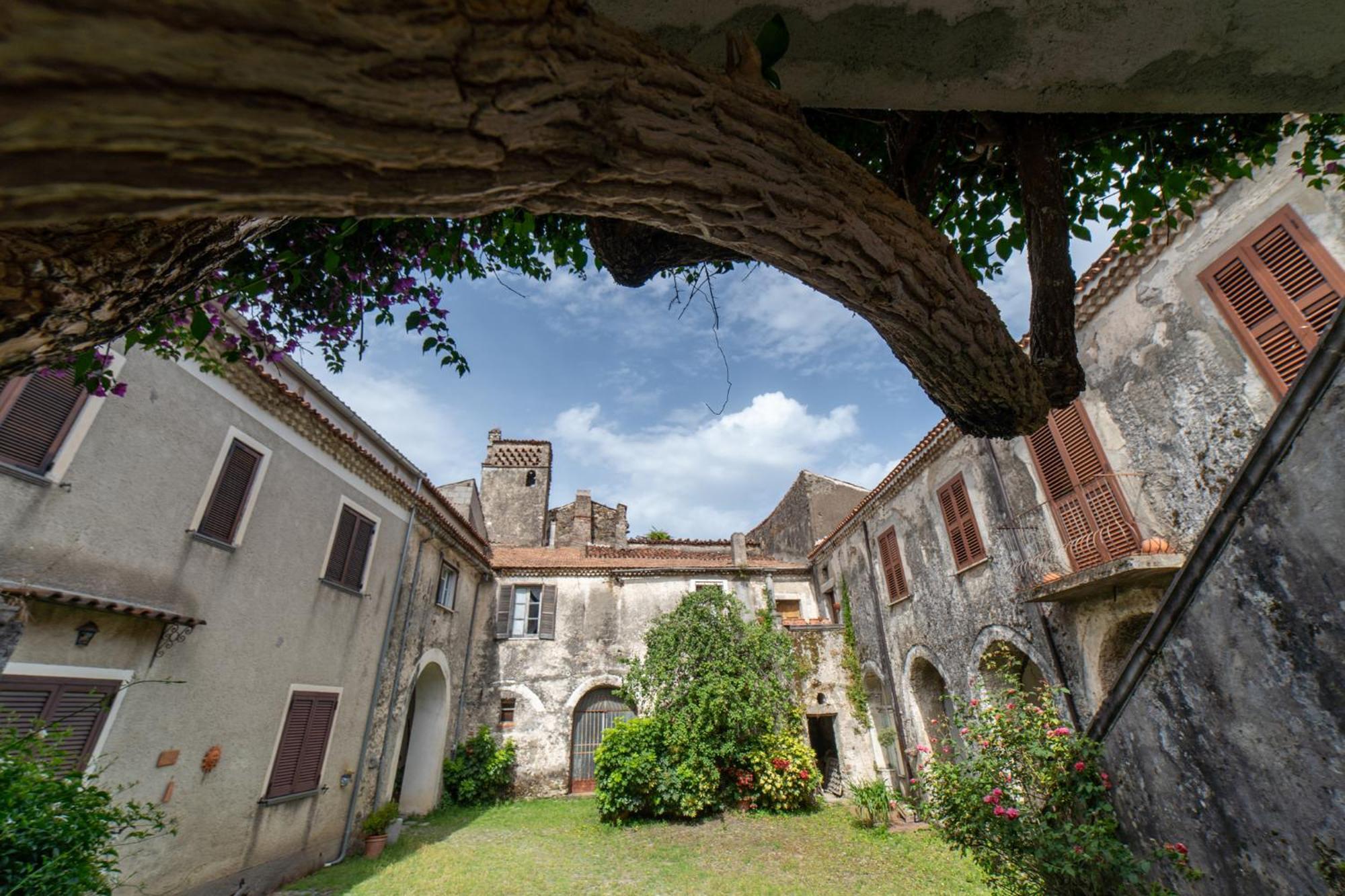 Maison De Curtis Bed and Breakfast Policastro Bussentino Buitenkant foto